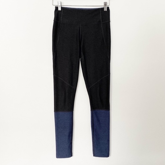 Outdoor Voices Dipped Colorblock 7/8 Leggings Charcoal Navy Size XS - Picture 2 of 12
